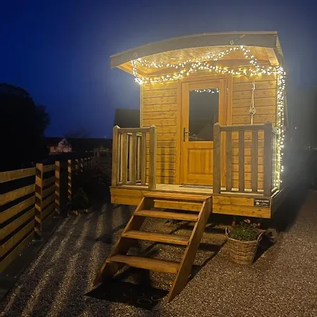 Chez Celia, Roulotte En Champagne Chalet Fleury-la-Riviere