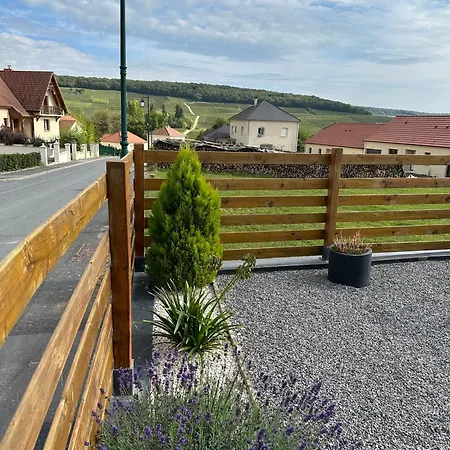 Chez Celia, Roulotte En Champagne Fleury-la-Riviere